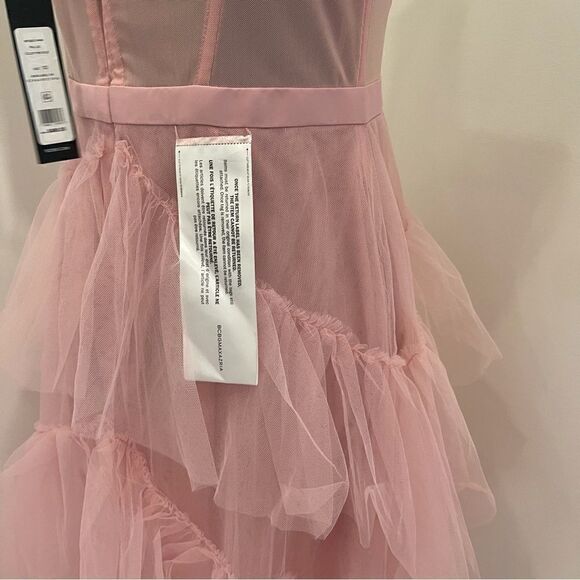 BCBGMAXAZRIA
Tulle Corset Essential Gown - Picture 5 of 9